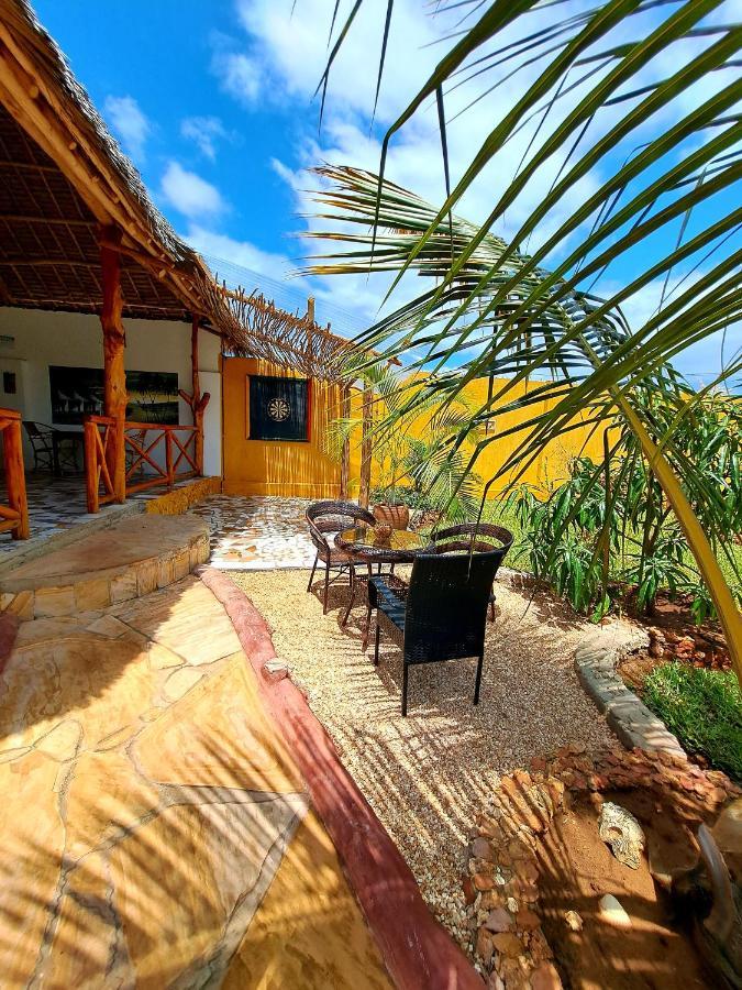 Mimi Na Wewe Villa Нунгви Экстерьер фото