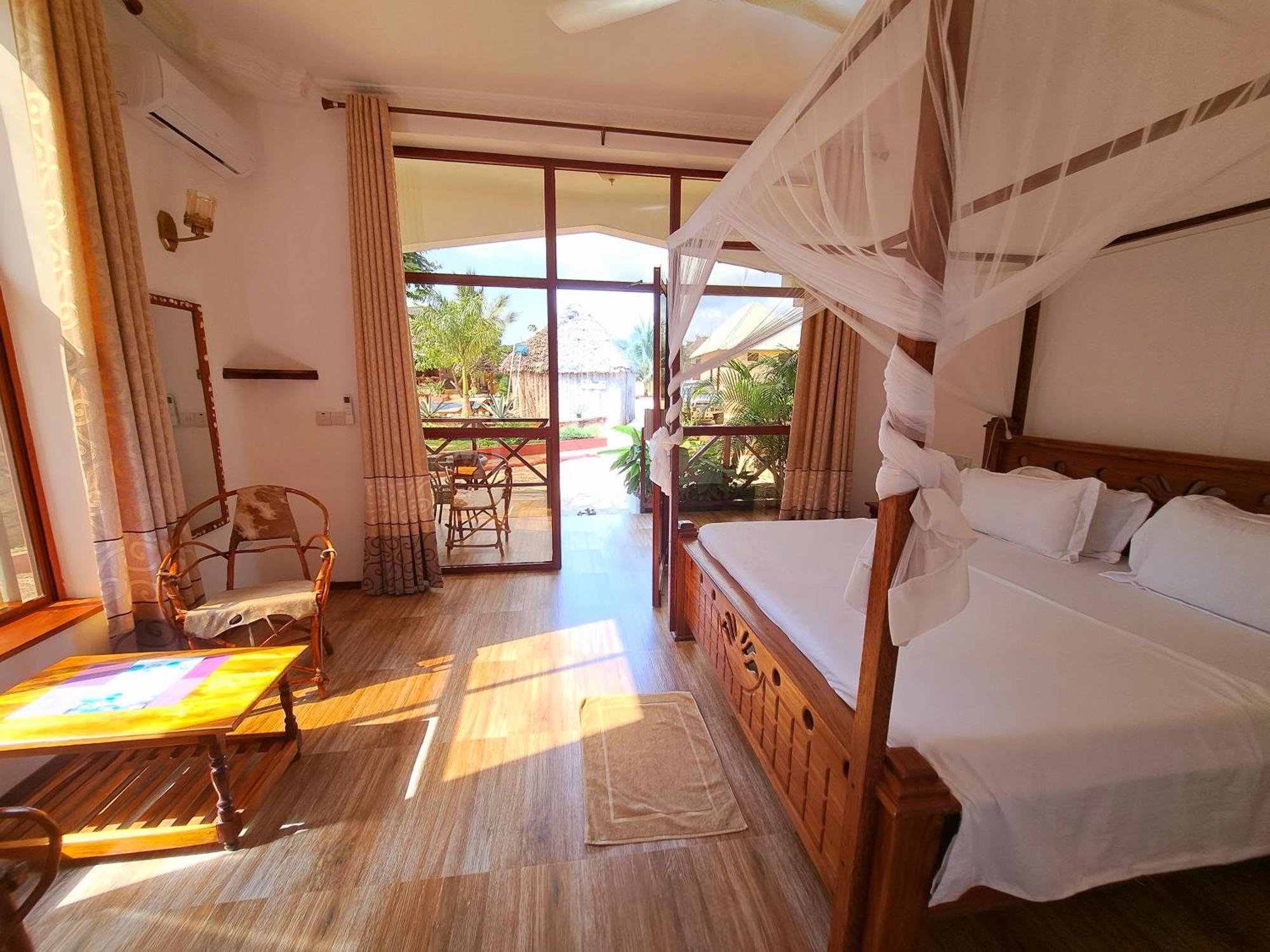 Mimi Na Wewe Villa Нунгви Экстерьер фото
